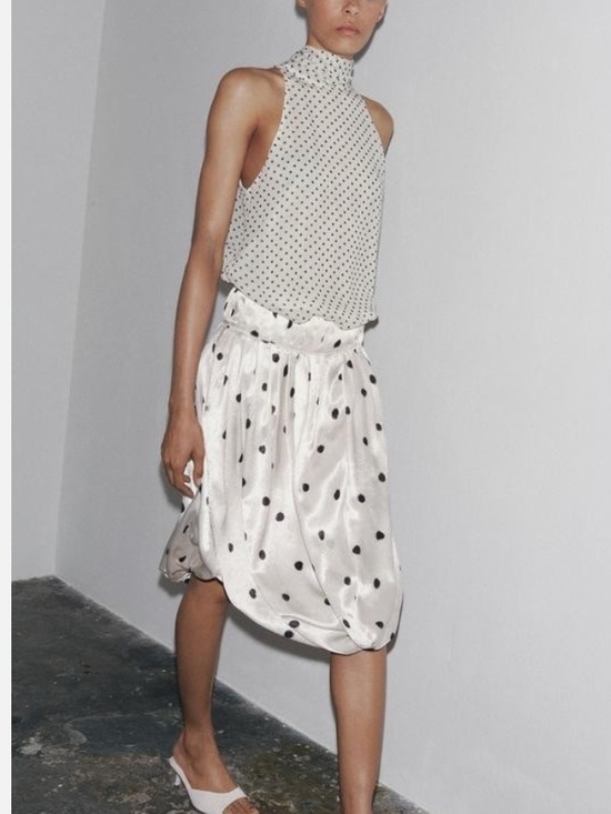 Zara Dresses & Skirts - Zara White Midi Bubble Skirt with Black Polka Dots